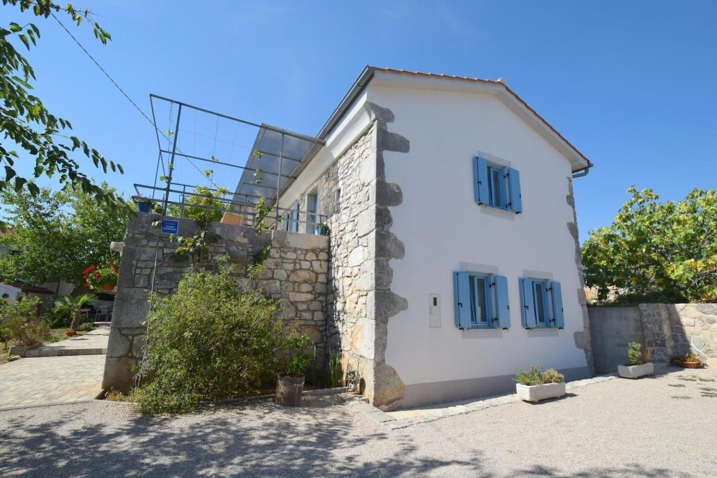 Apartments Insula Insule - Rustic & Peaceful Skrbcici Exterior photo